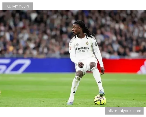 卡马文加防守覆盖与推进能力解析：是否顶级中场